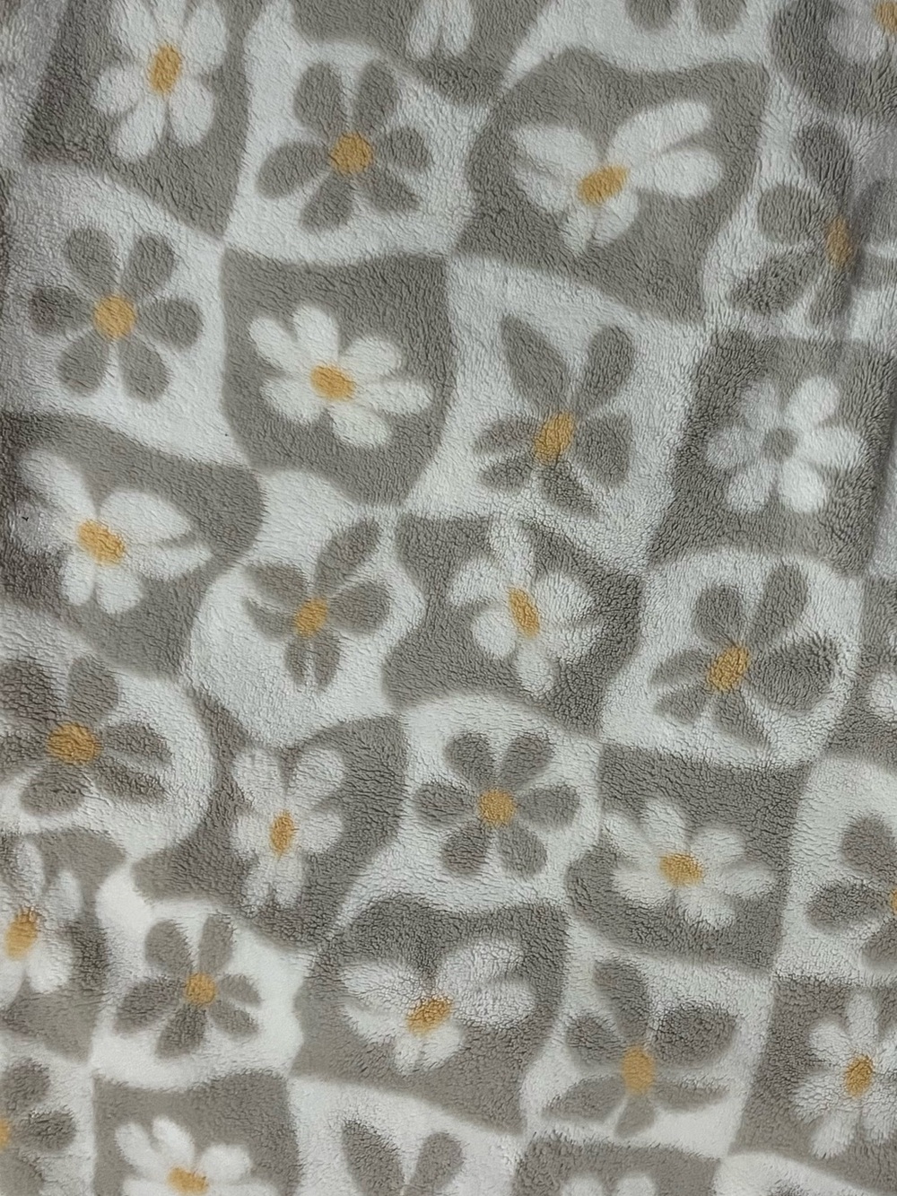 Floral Plush Throw Blanket – Gray and White with Yellow Accents